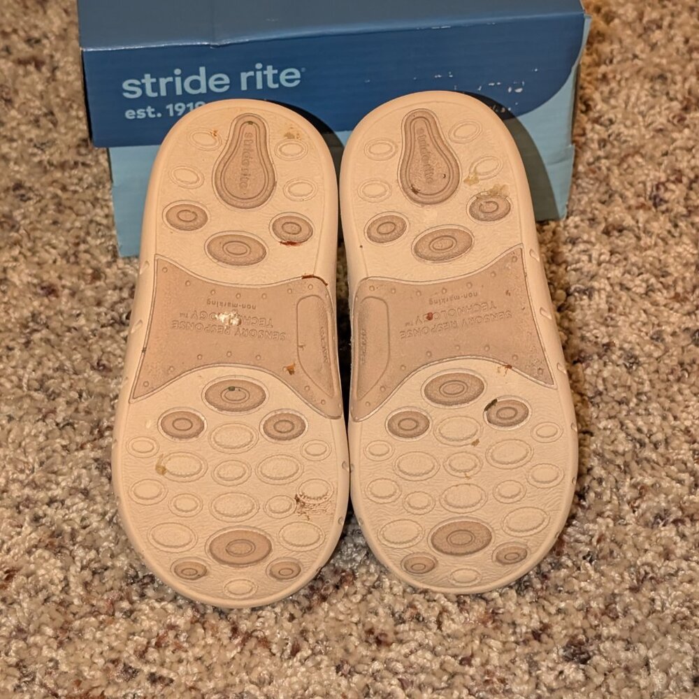 Stride Rite SRT Lena Pink Leopard Boots 5.5M - Picture 9 of 9